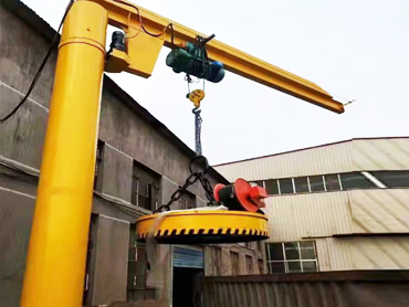 Crane pentru cantilever